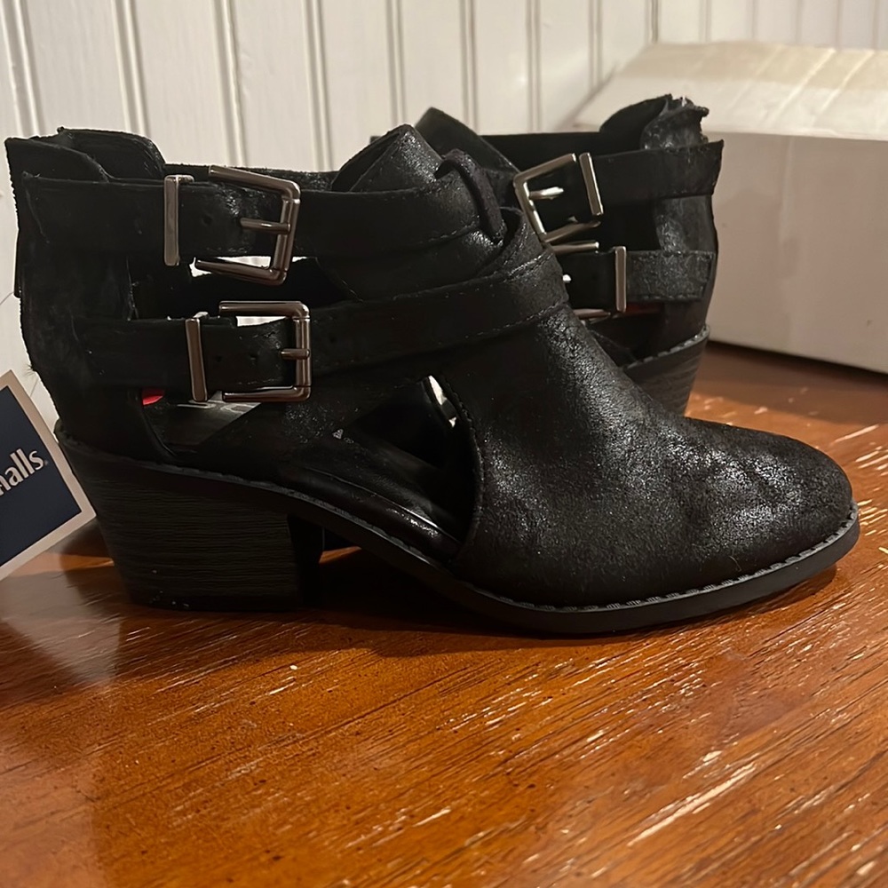 Little Girls booties Black Size 2